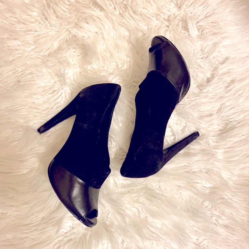 🔥Leather and suede peep toe stilettos 👠